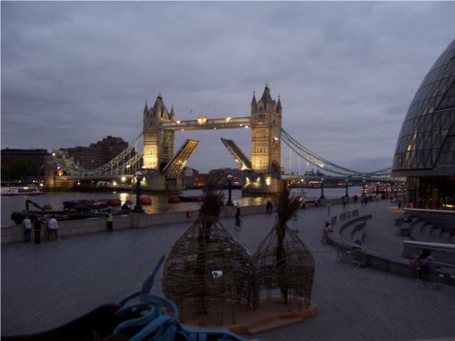 Picture -> My shoe and the Tower Bridge by night