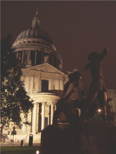 Picture -> My shoe and Saint Paul's Cathedral by night